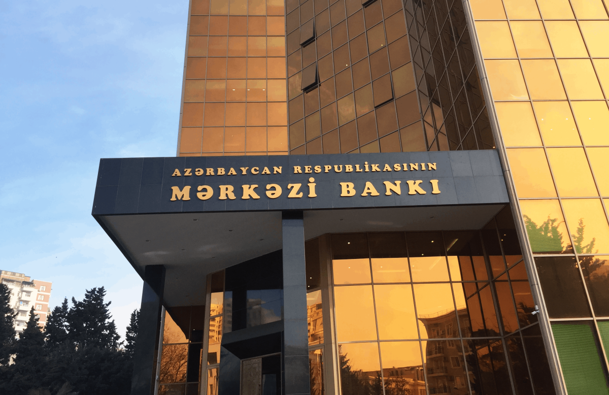Merkezi Bankin sedri Taleh Kazimov terefinden inflyasiya muhiti ve proqnozlari, iqtisadi artim, tediye balansi ve monetar serait barede melumatlar teqdim olunacaq